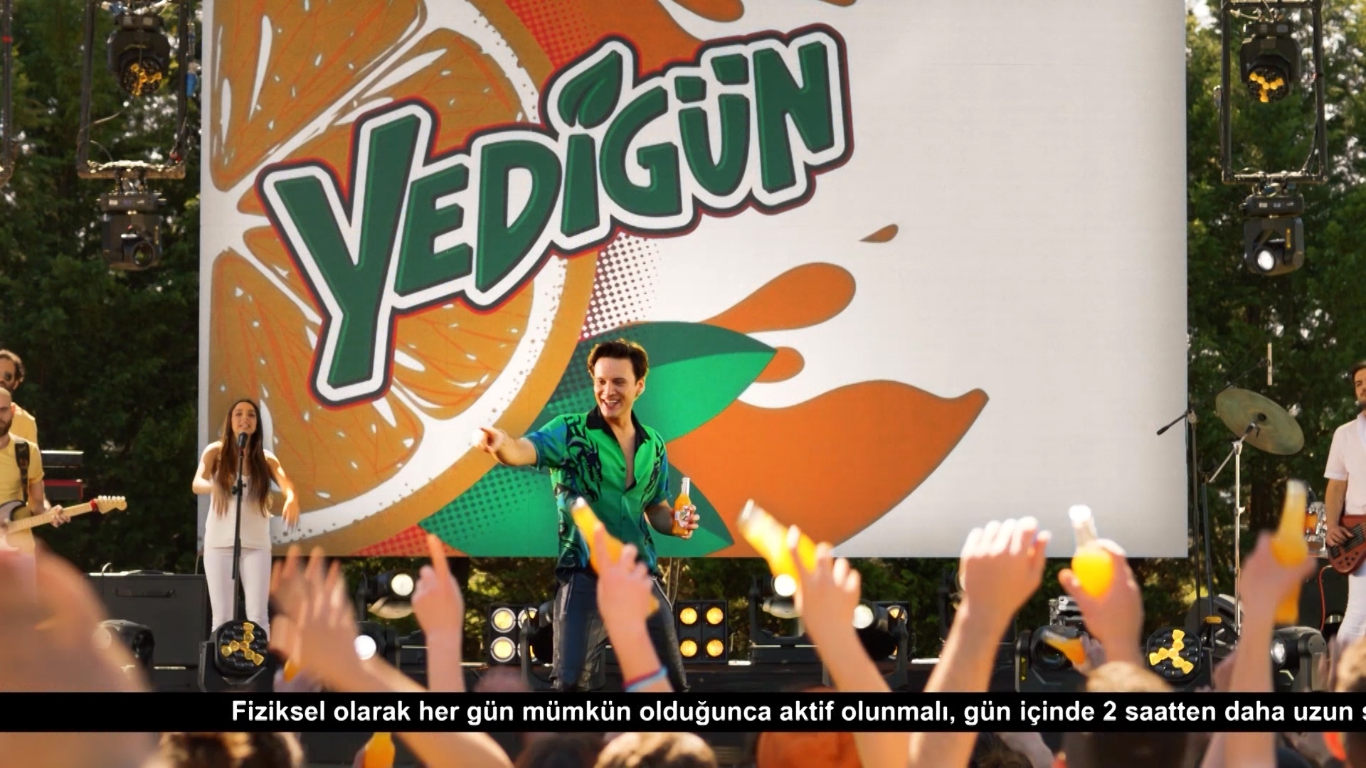Yedigün - Seni Alııııır Götürür - Paparazzi