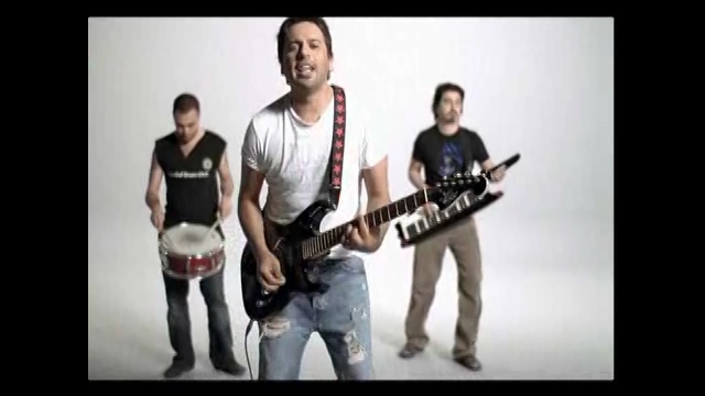 Emre Altuğ -